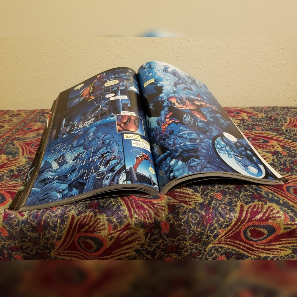 Deadpool The Complete Collection Comic - Picture 3 of 4